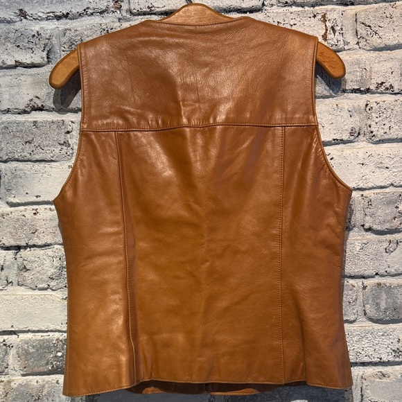 Vintage Brown Leather Vest - Picture 5 of 8